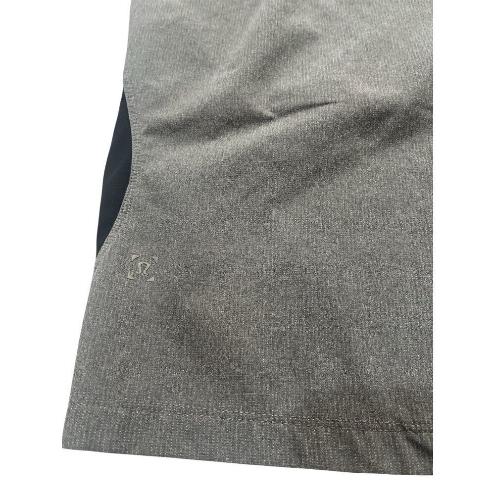 Lululemon Namaste At The Beach Shorts Mens Medium Gray Black Inner Tights Liner - Picture 3 of 3